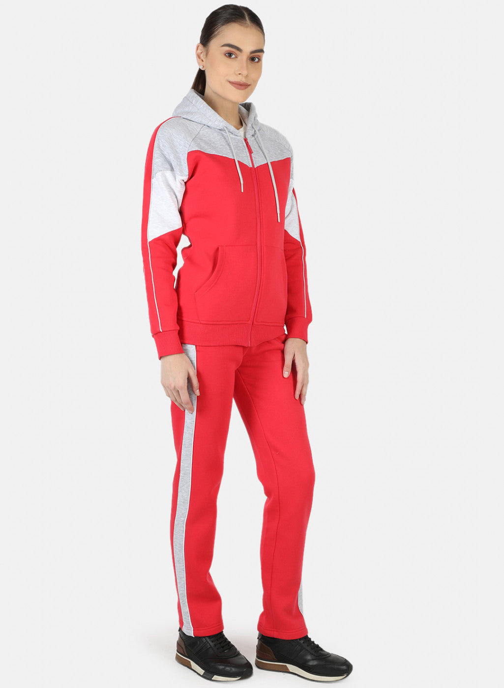 Women Pink Solid Tracksuit