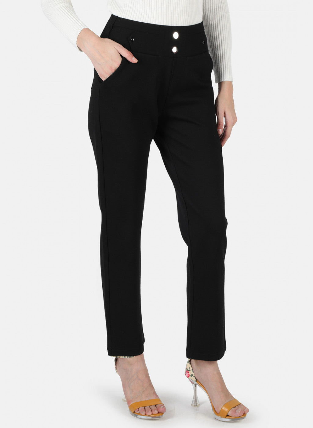 Women Black Solid Jegging