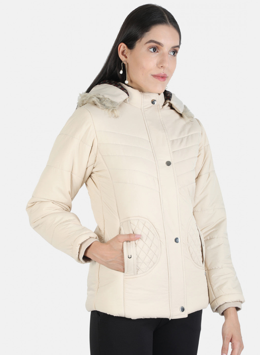 A Guide On How To Buy Winter Jackets For Womens Online