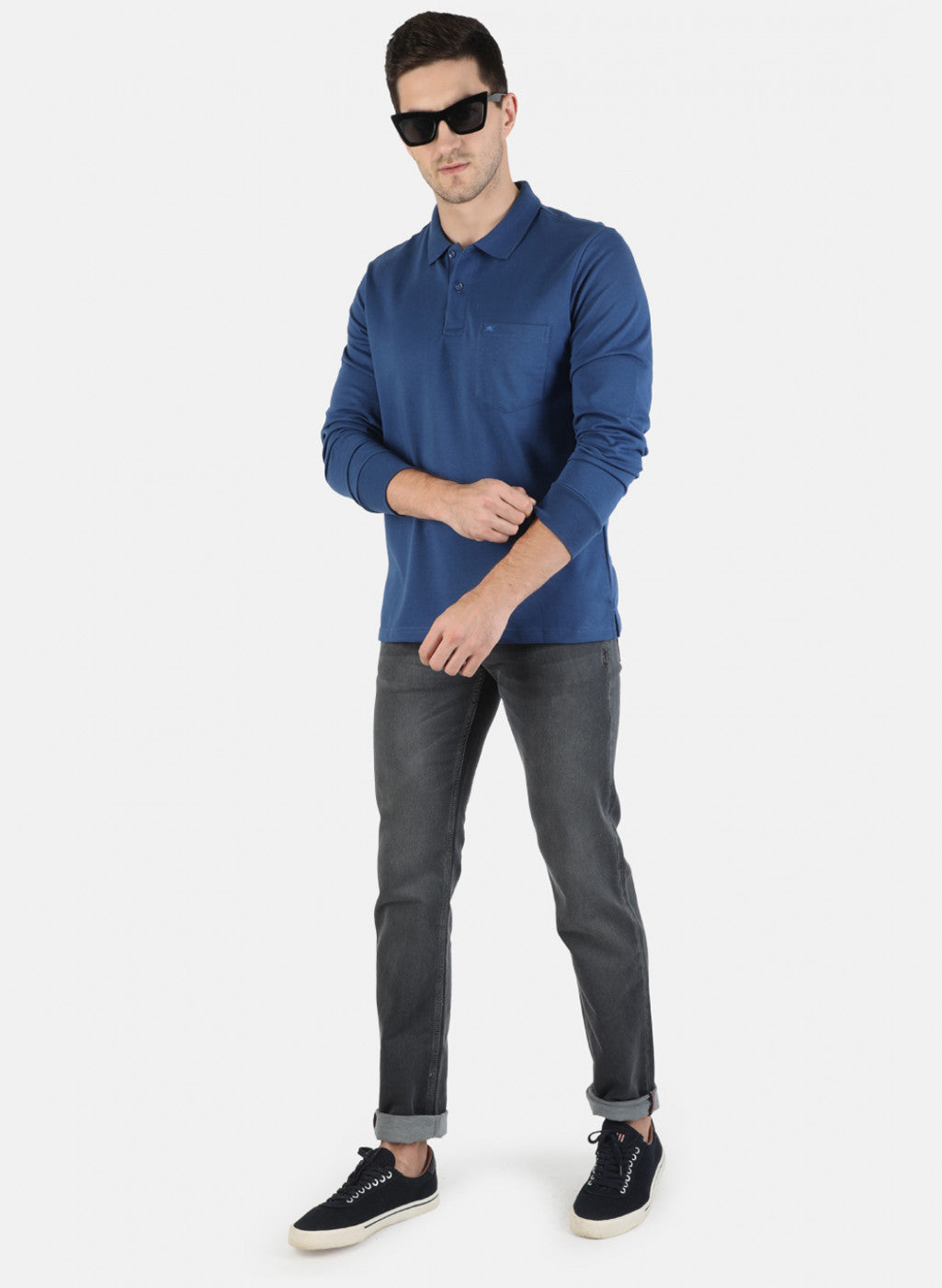 Men Blue Solid T-Shirt