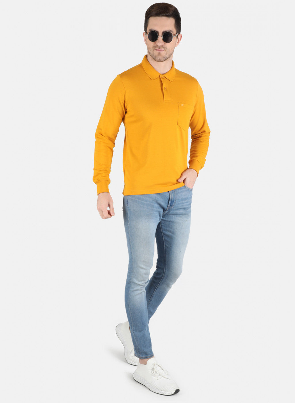 Men Mustard Solid T-Shirt