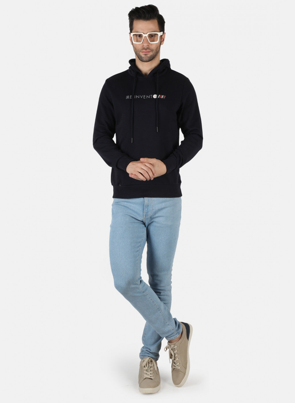 Men NAvy Blue Solid Sweatshirt