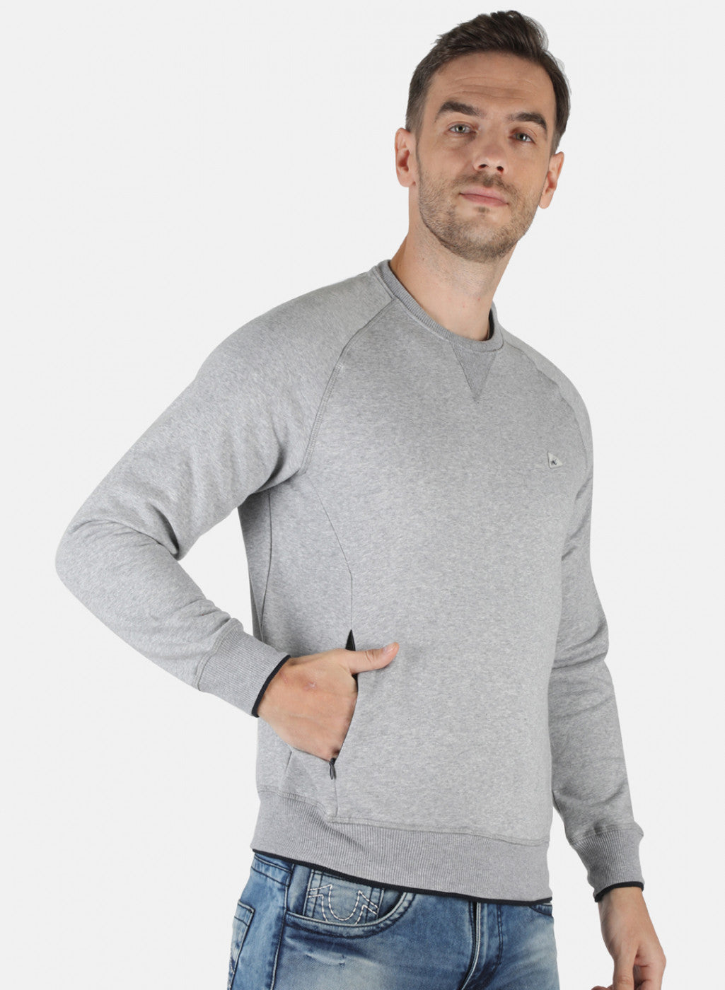 Men Grey Solid T-Shirt