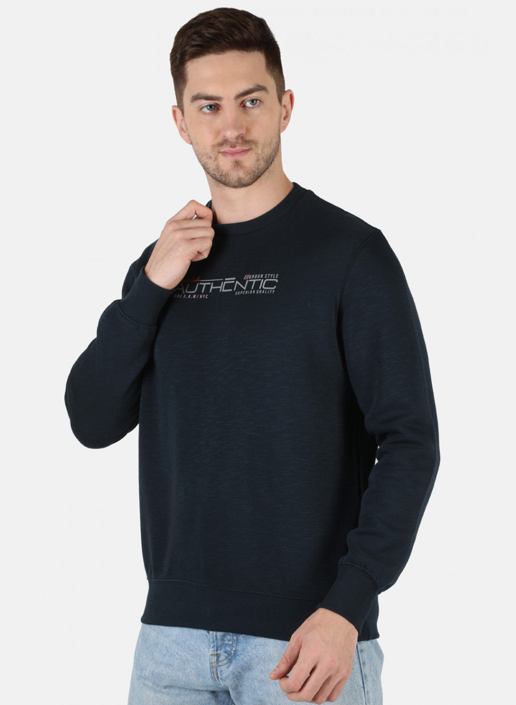 Men NAvy Blue Solid T-Shirt