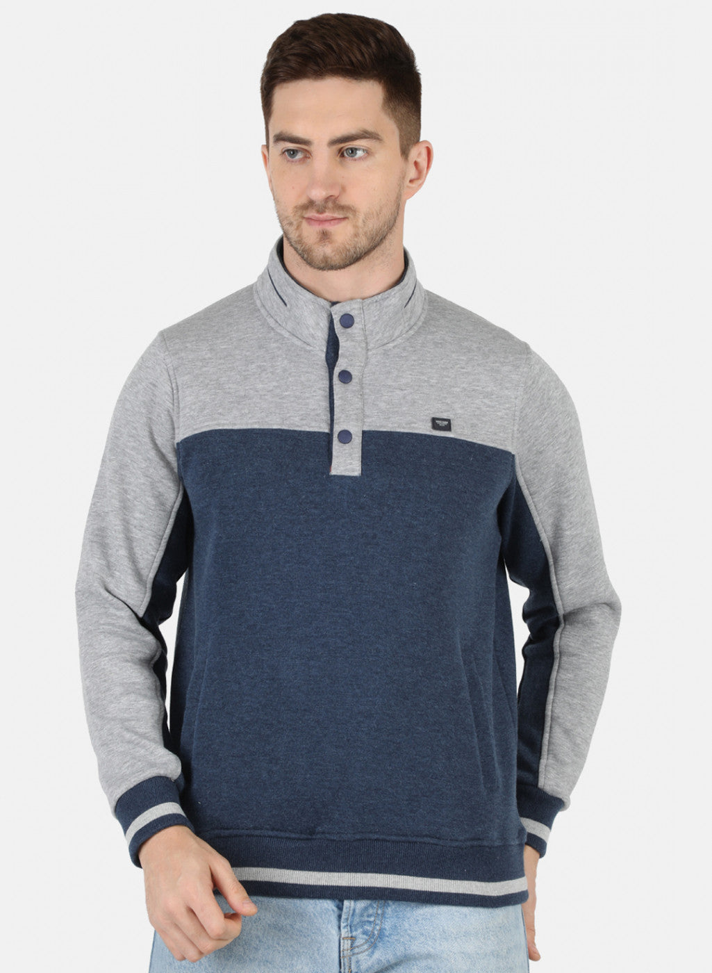 Men Blue Solid Sweatshirt