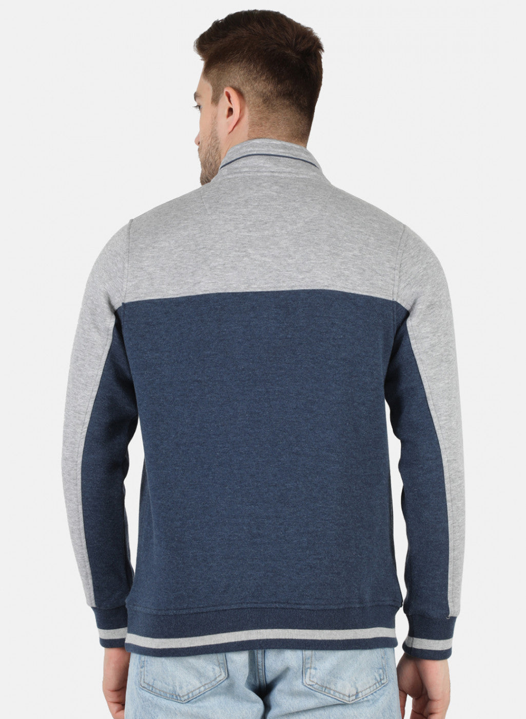 Men Blue Solid Sweatshirt