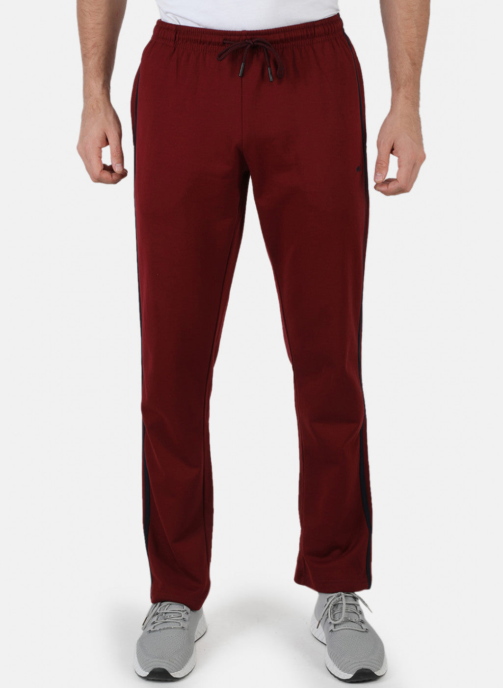 Men Maroon Solid Winter Lower