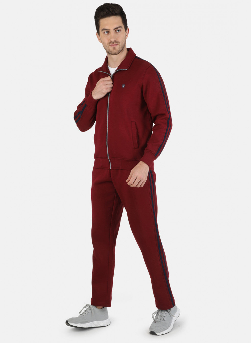 Men Maroon Solid Tracksuit