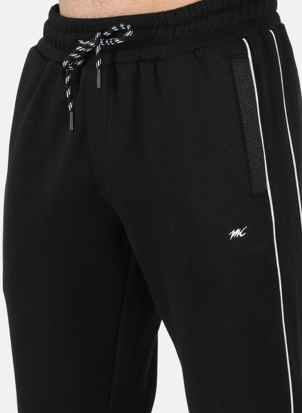 Men Black Solid Tracksuit