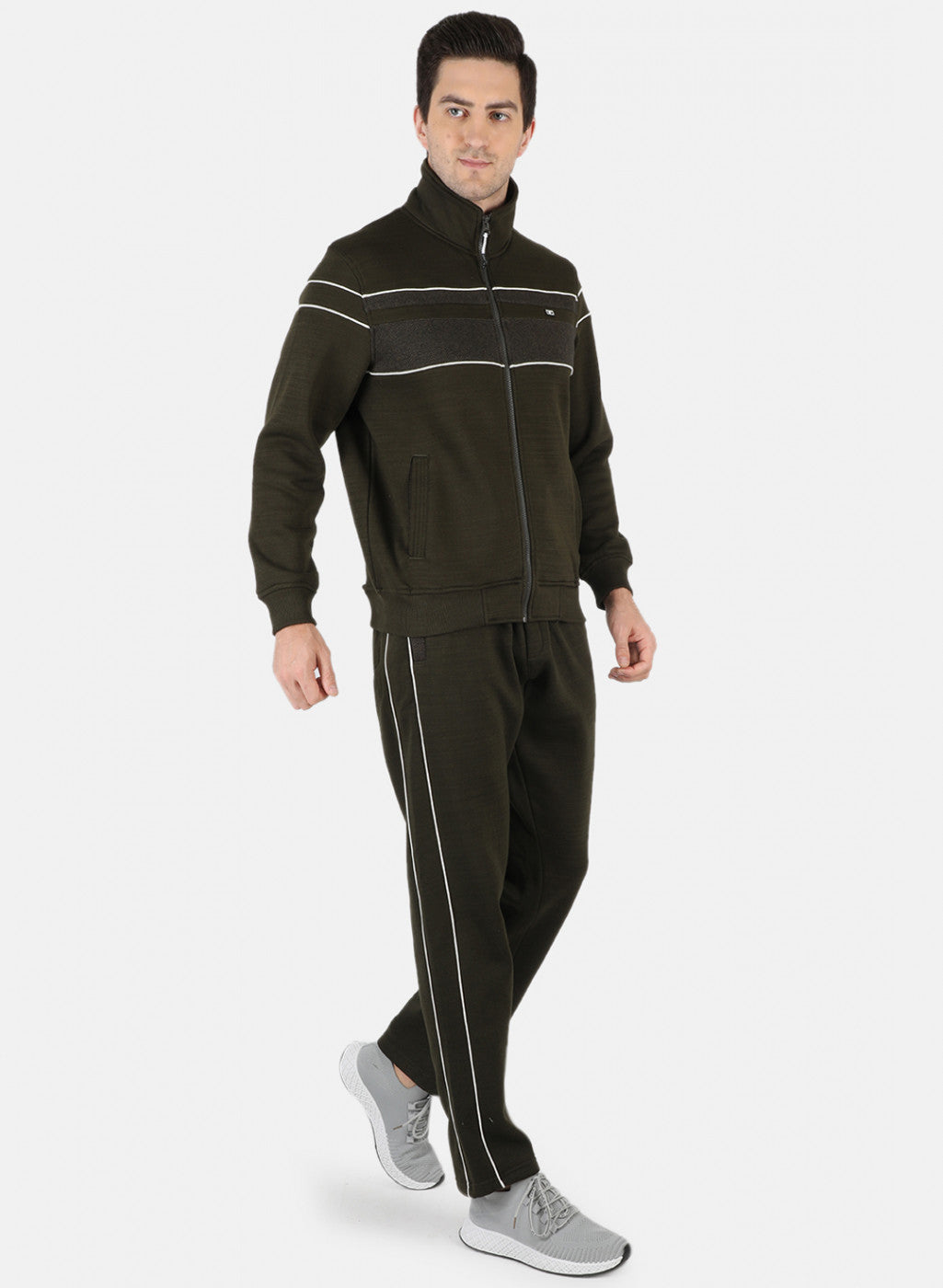 Men Olive Solid Tracksuit