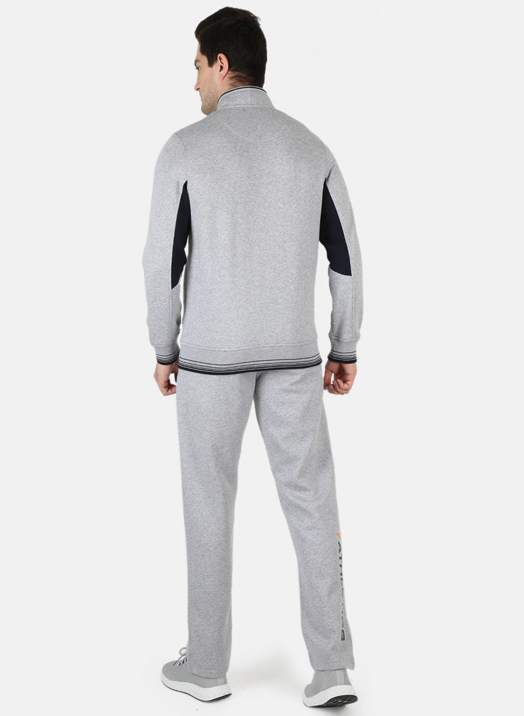 Men Grey Solid Tracksuit