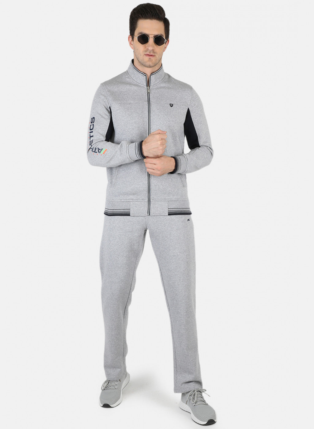 Men Grey Solid Tracksuit