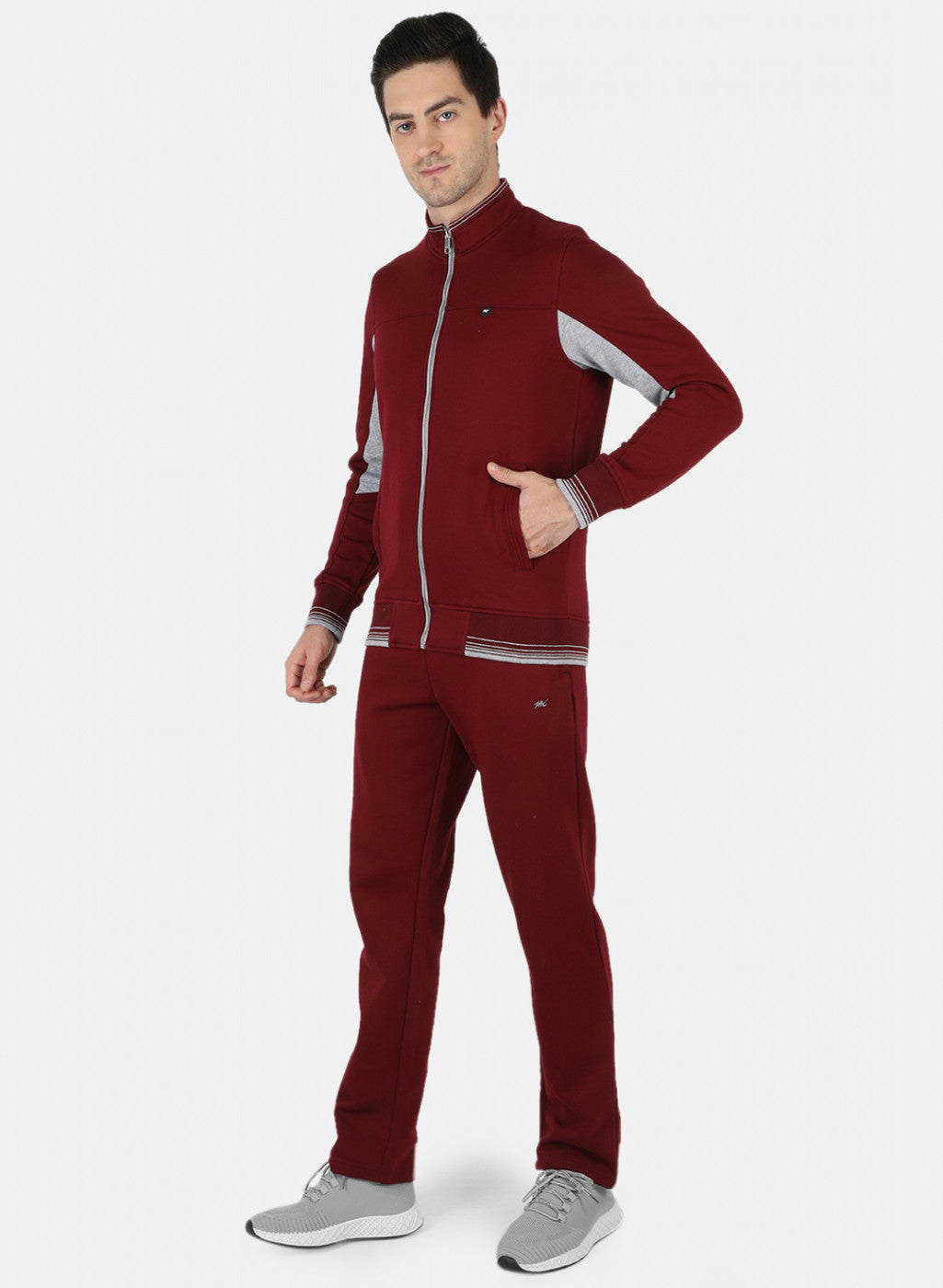 Men Maroon Solid Tracksuit