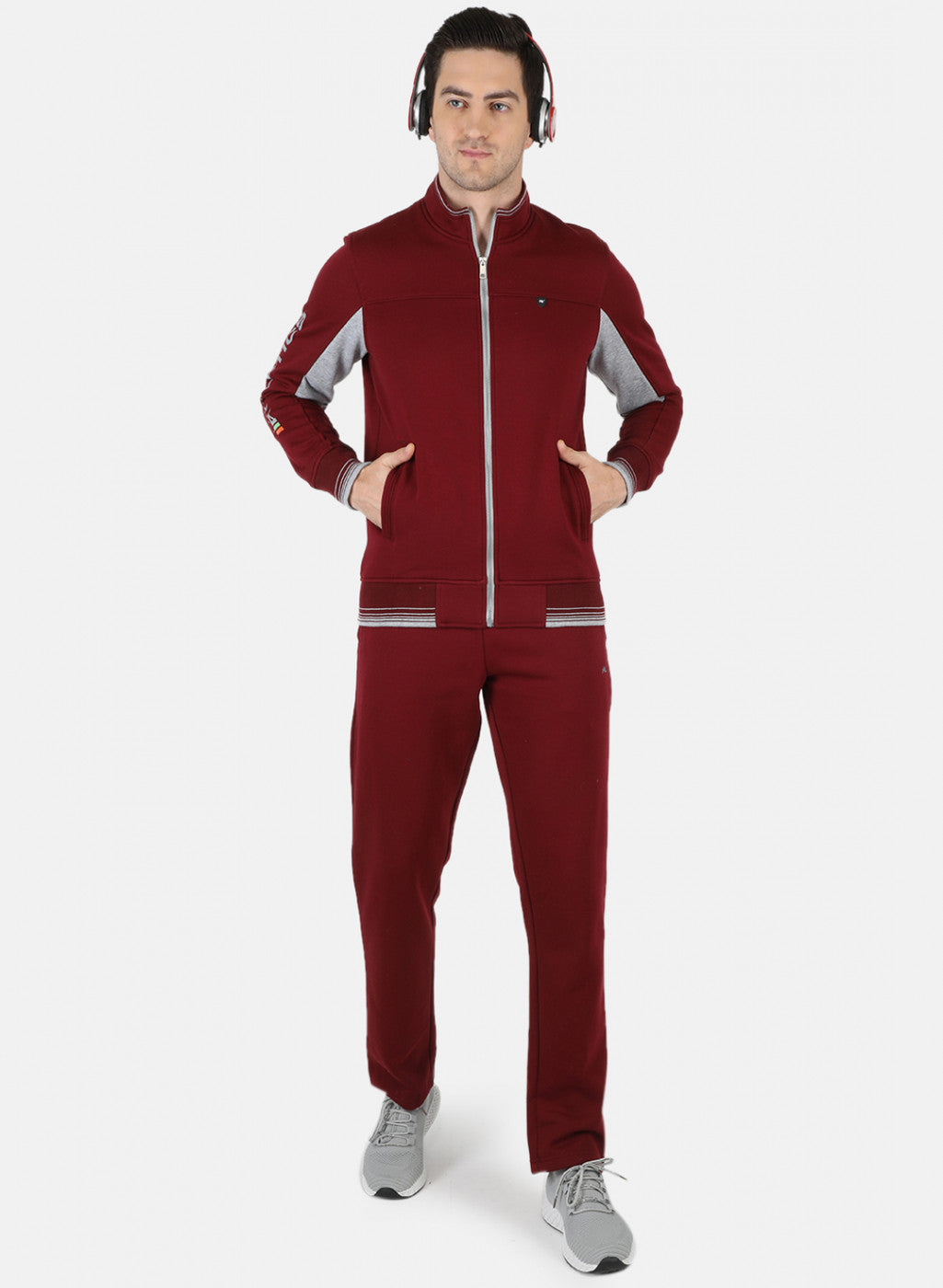 Men Maroon Solid Tracksuit