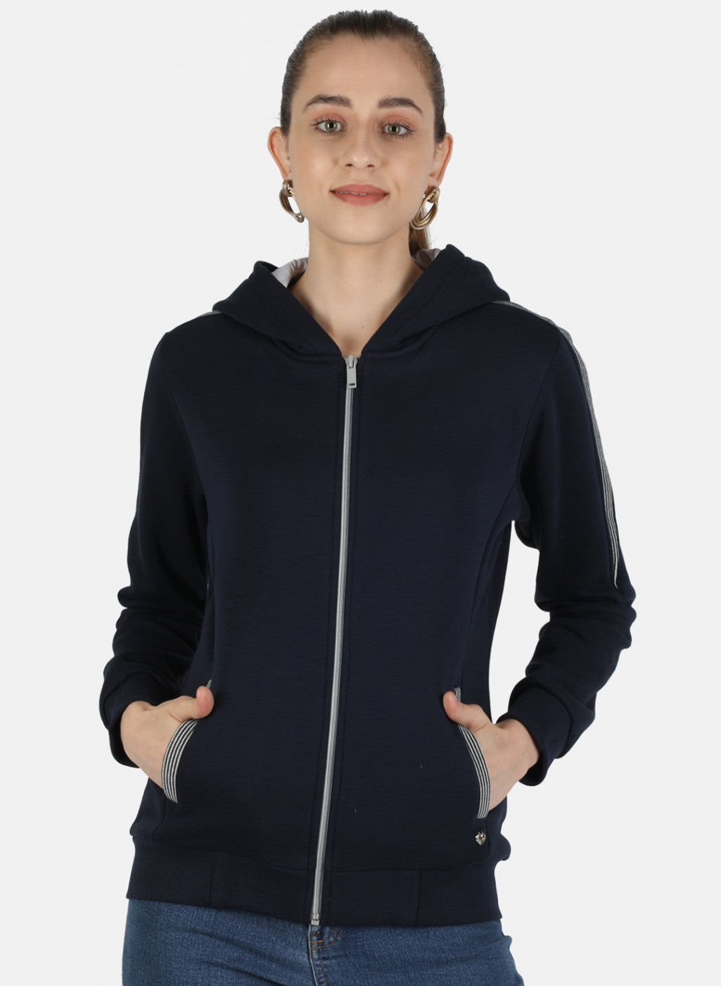 Women Navy Blue Solid Sweatshirt