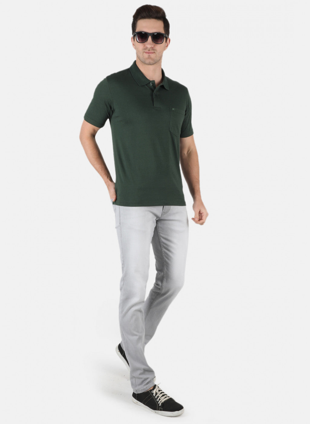 Men Green Plain T-Shirt