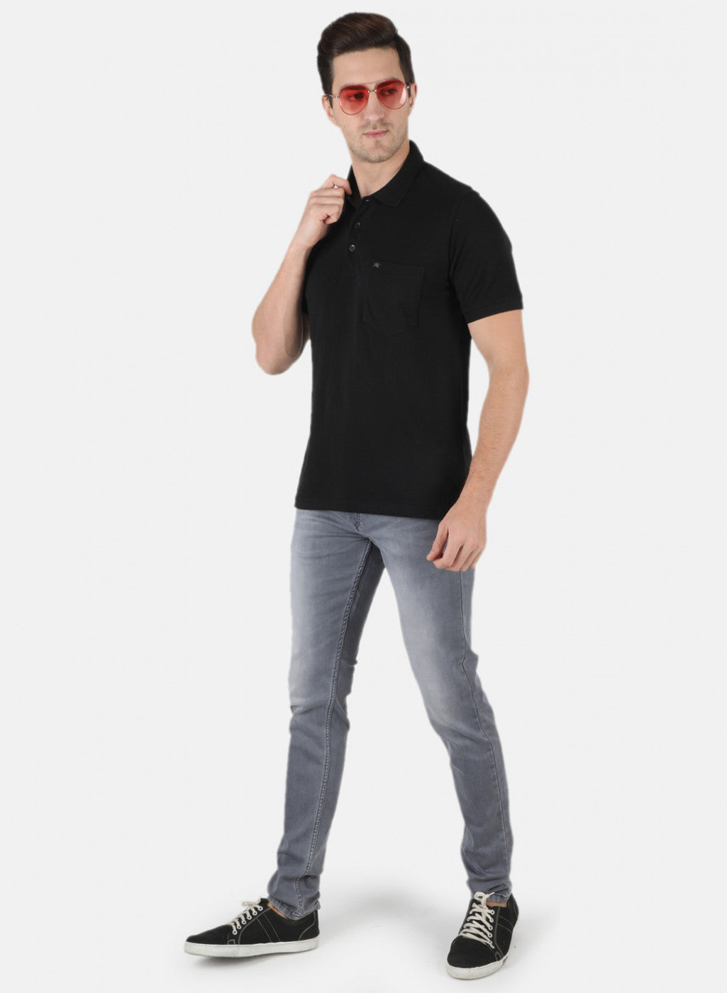 Men Black Plain T-Shirt