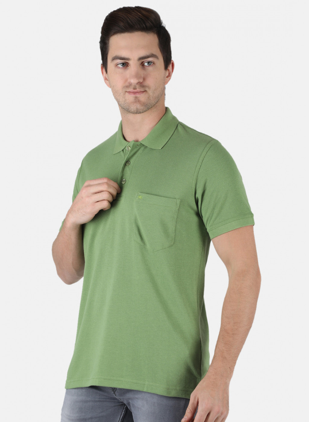 Men Green Plain T-Shirt