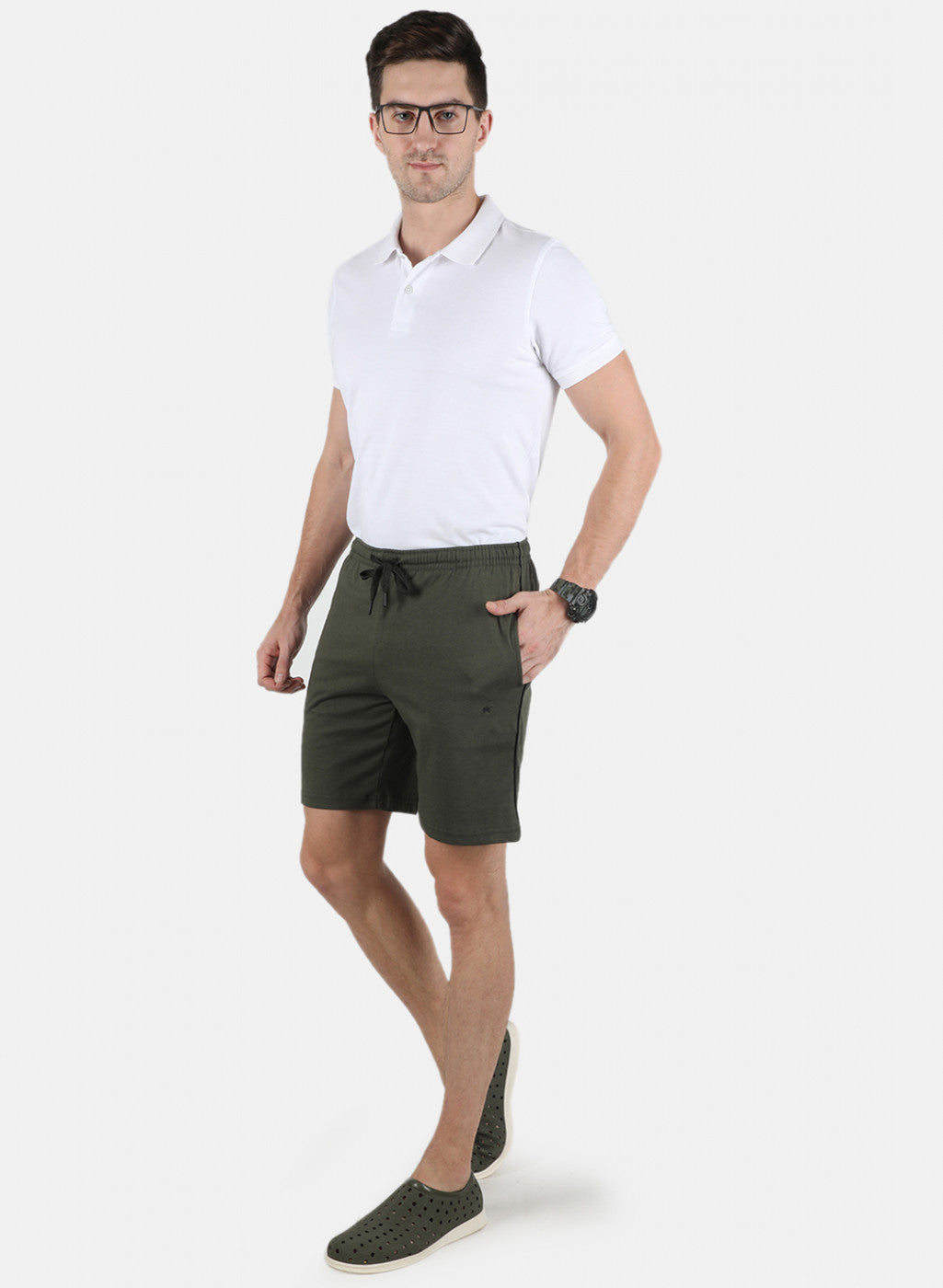 Men Olive Plain Bermuda