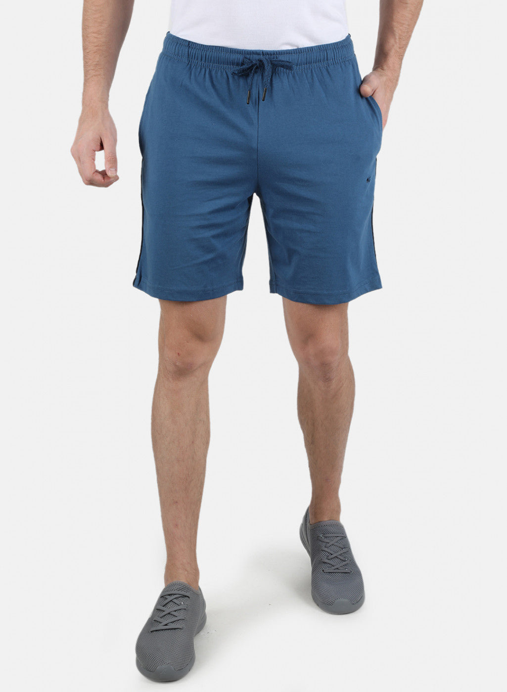 Men Blue Plain Bermuda