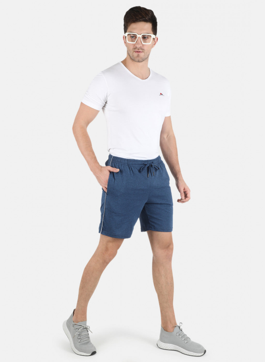 Men Blue Plain Bermuda