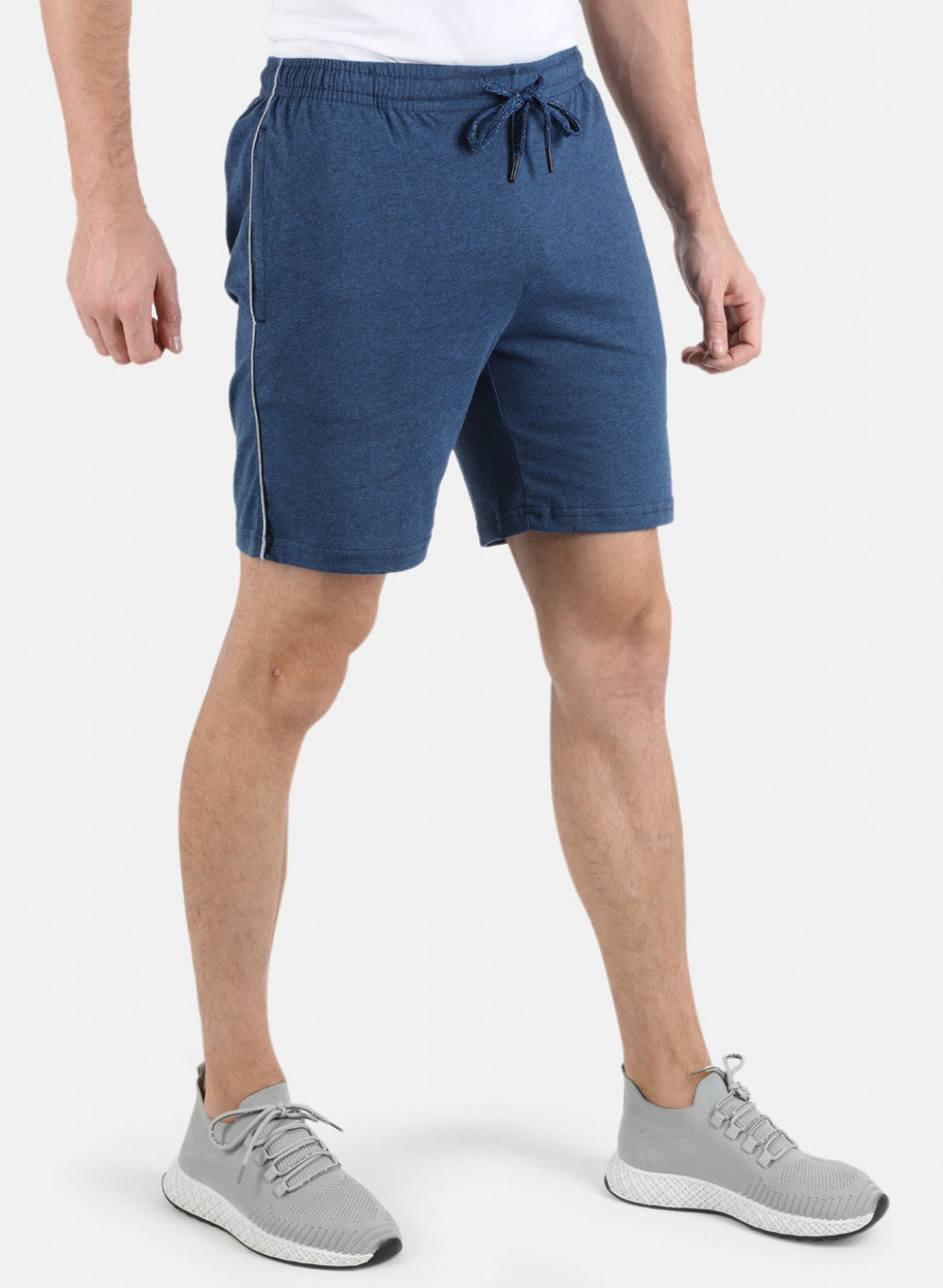 Men Blue Plain Bermuda