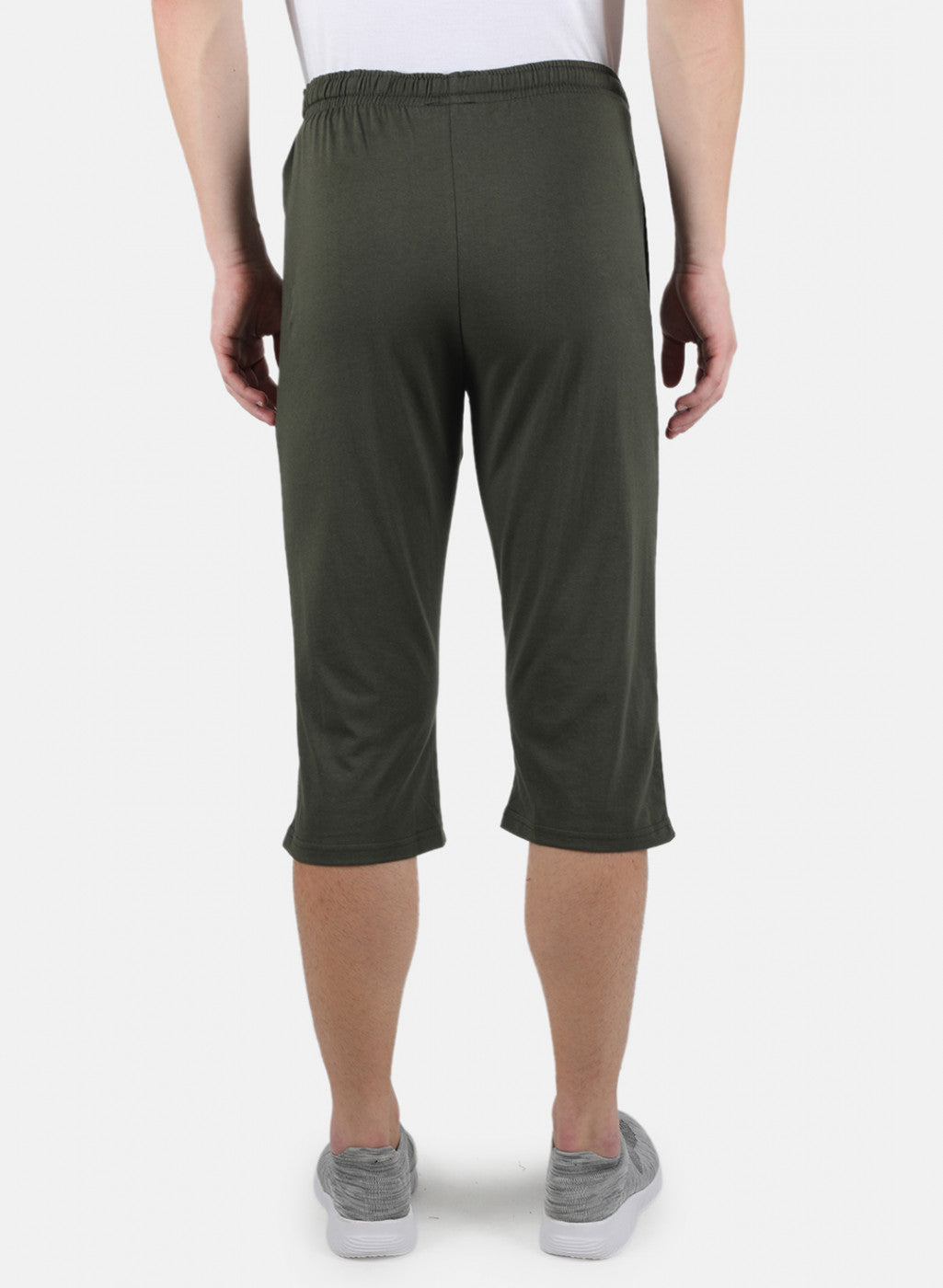 Men Olive Plain Capri