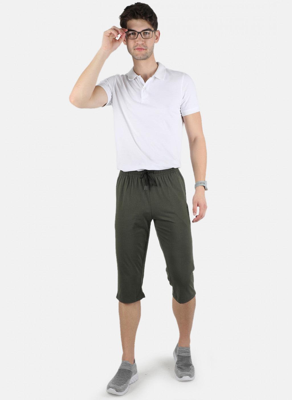 Men Olive Plain Capri