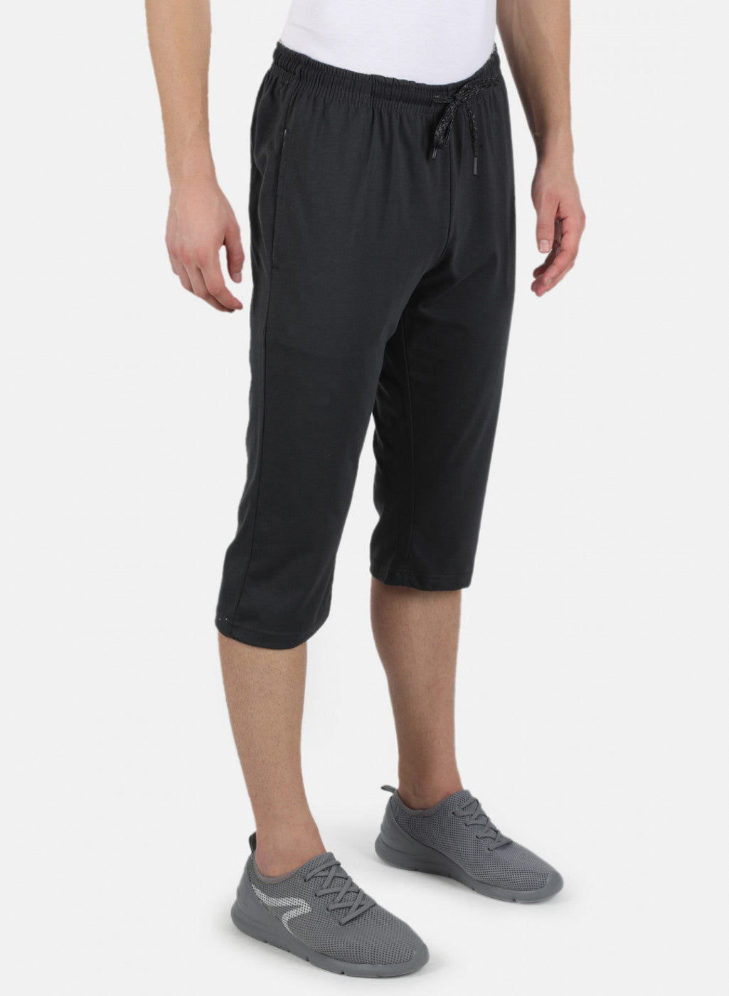 Men Grey Plain Capri