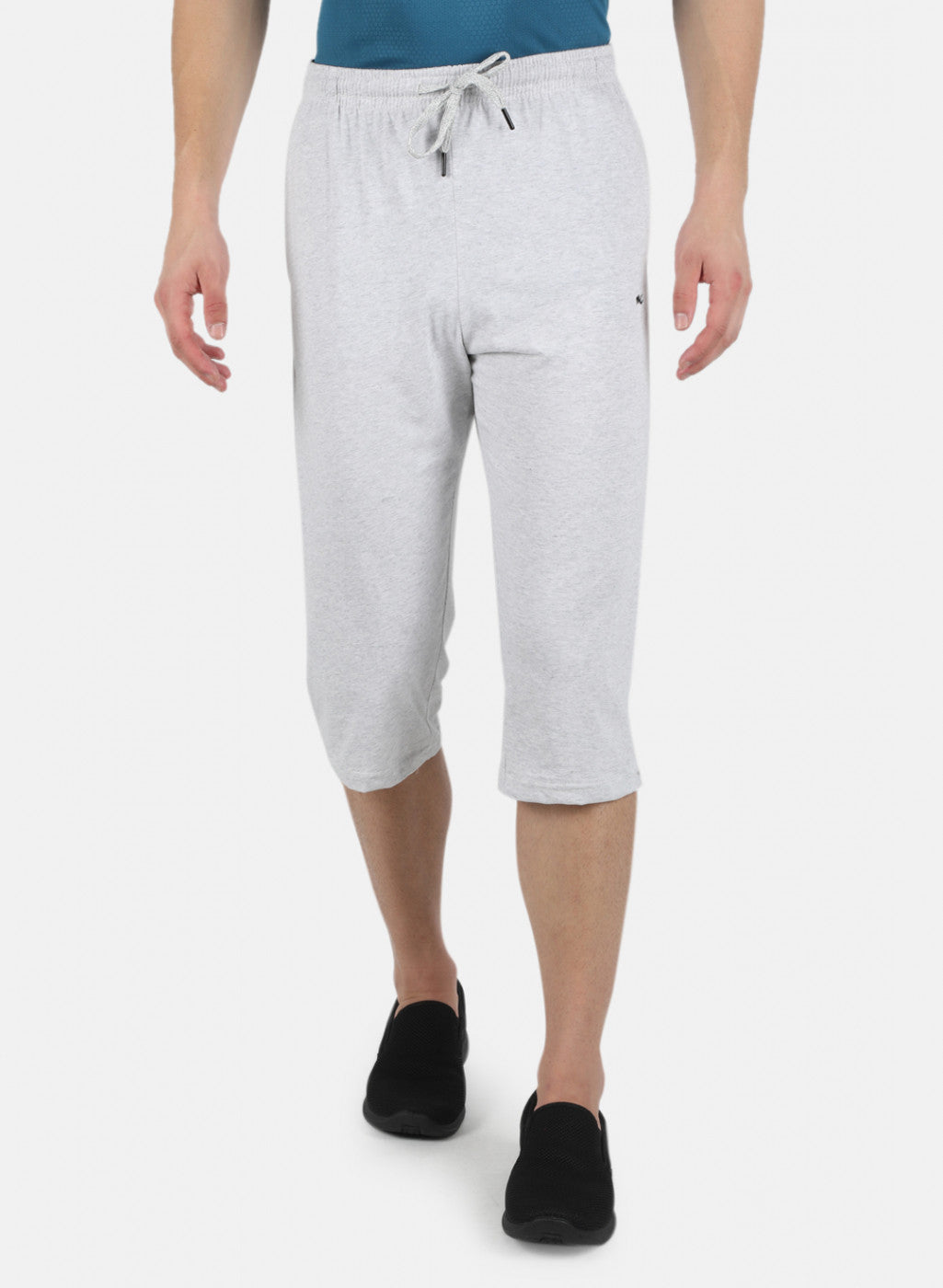 Men Off White Plain Capri