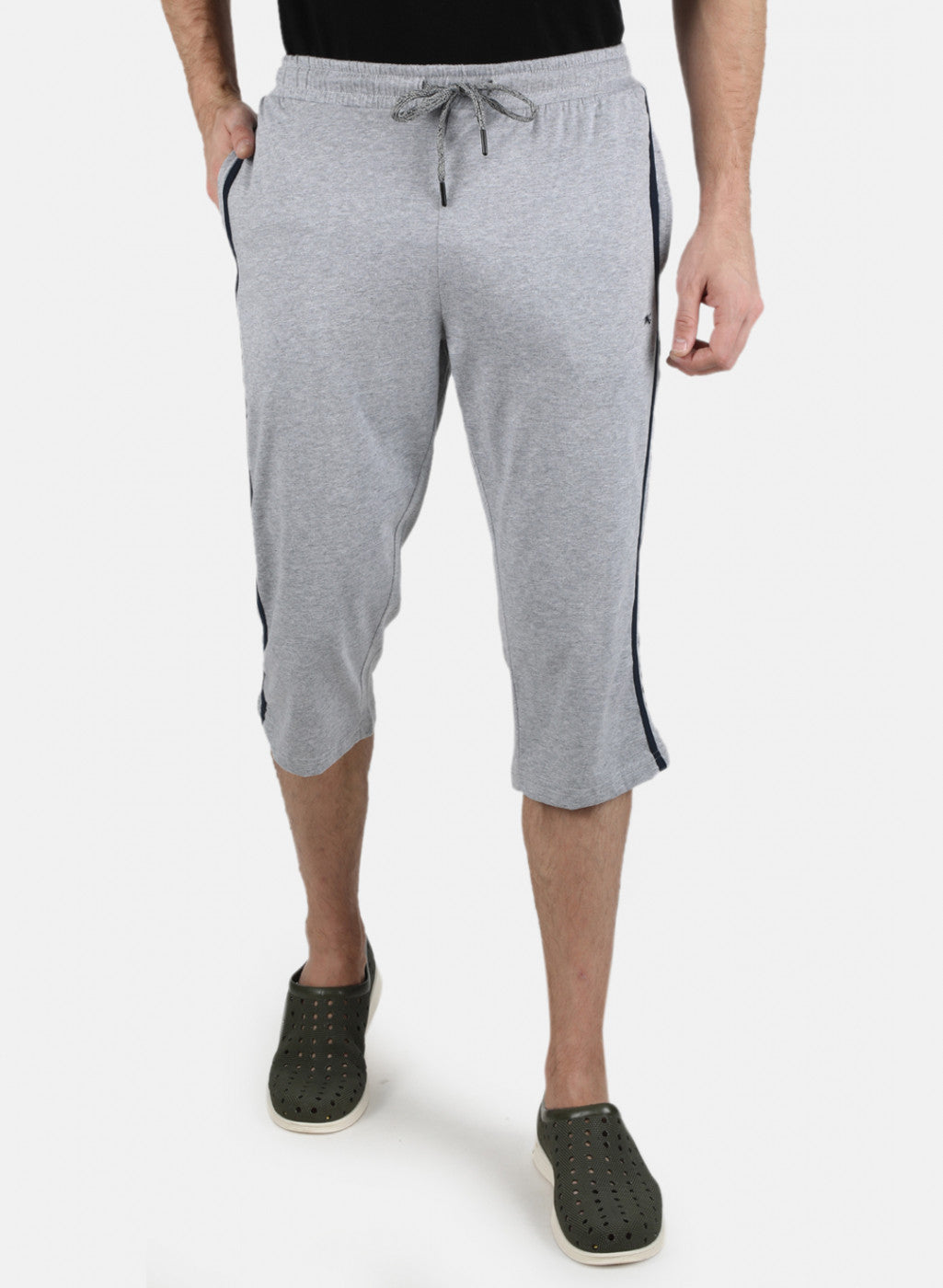 Men Grey Plain Capri