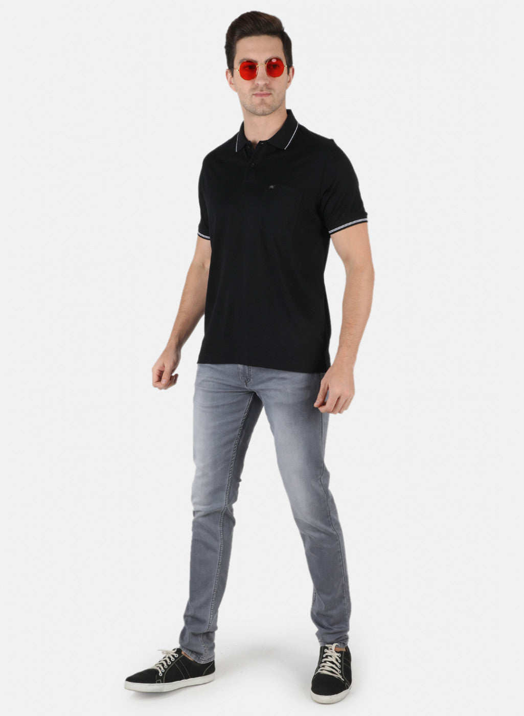 Men Black Plain T-Shirt