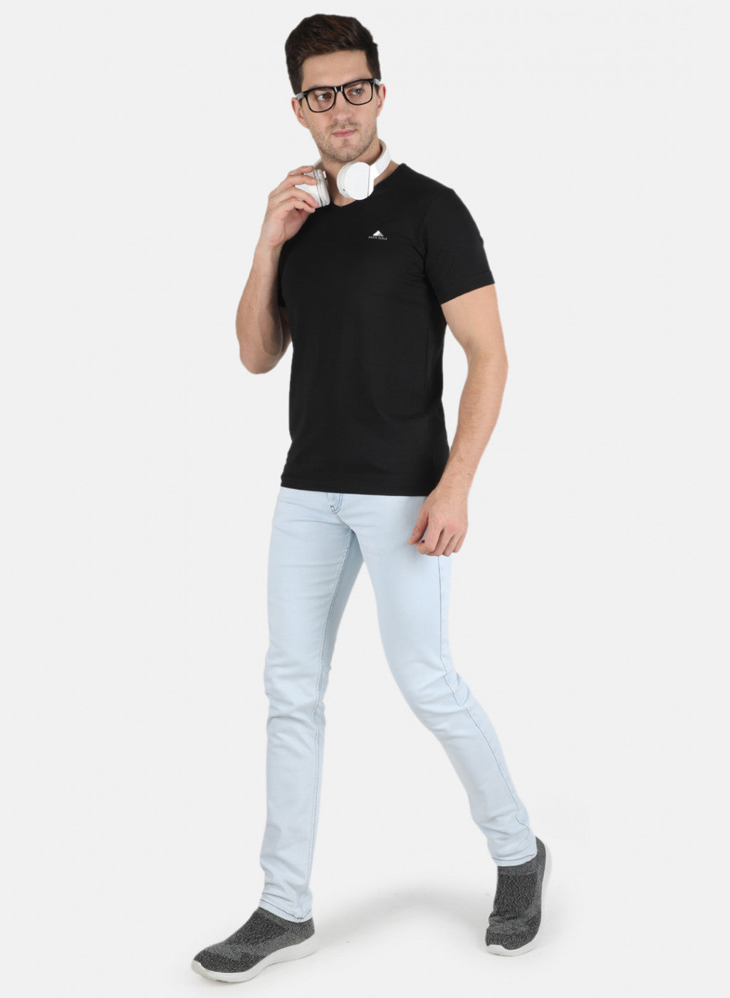 Men Black Plain T-Shirt