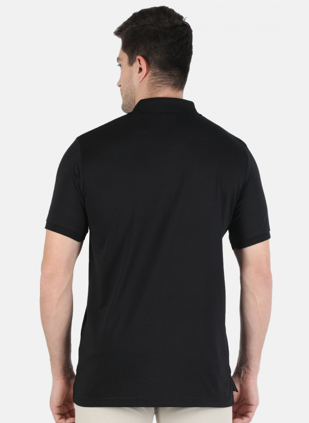 Men Black Plain T-Shirt