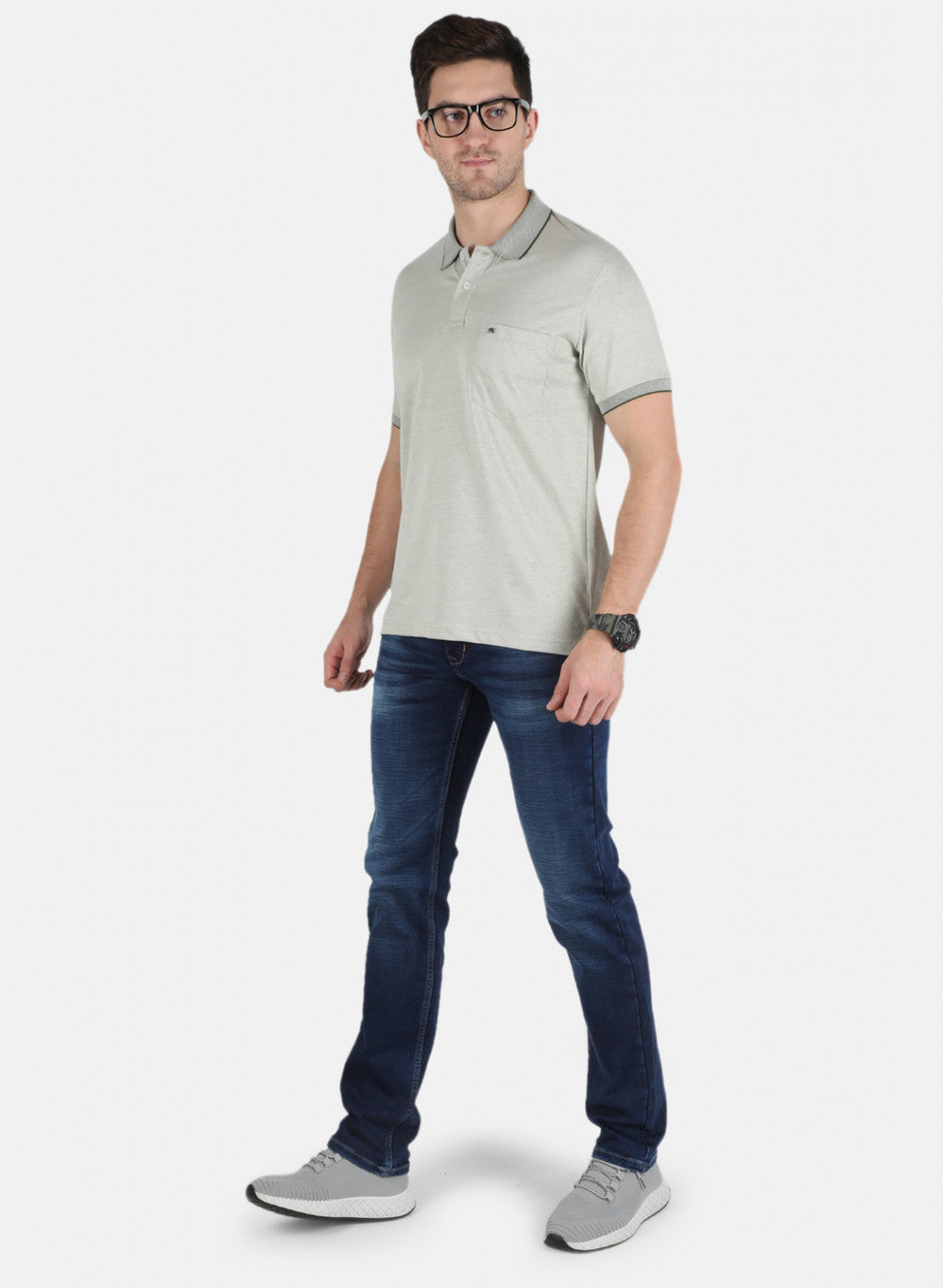 Men Green Plain T-Shirt