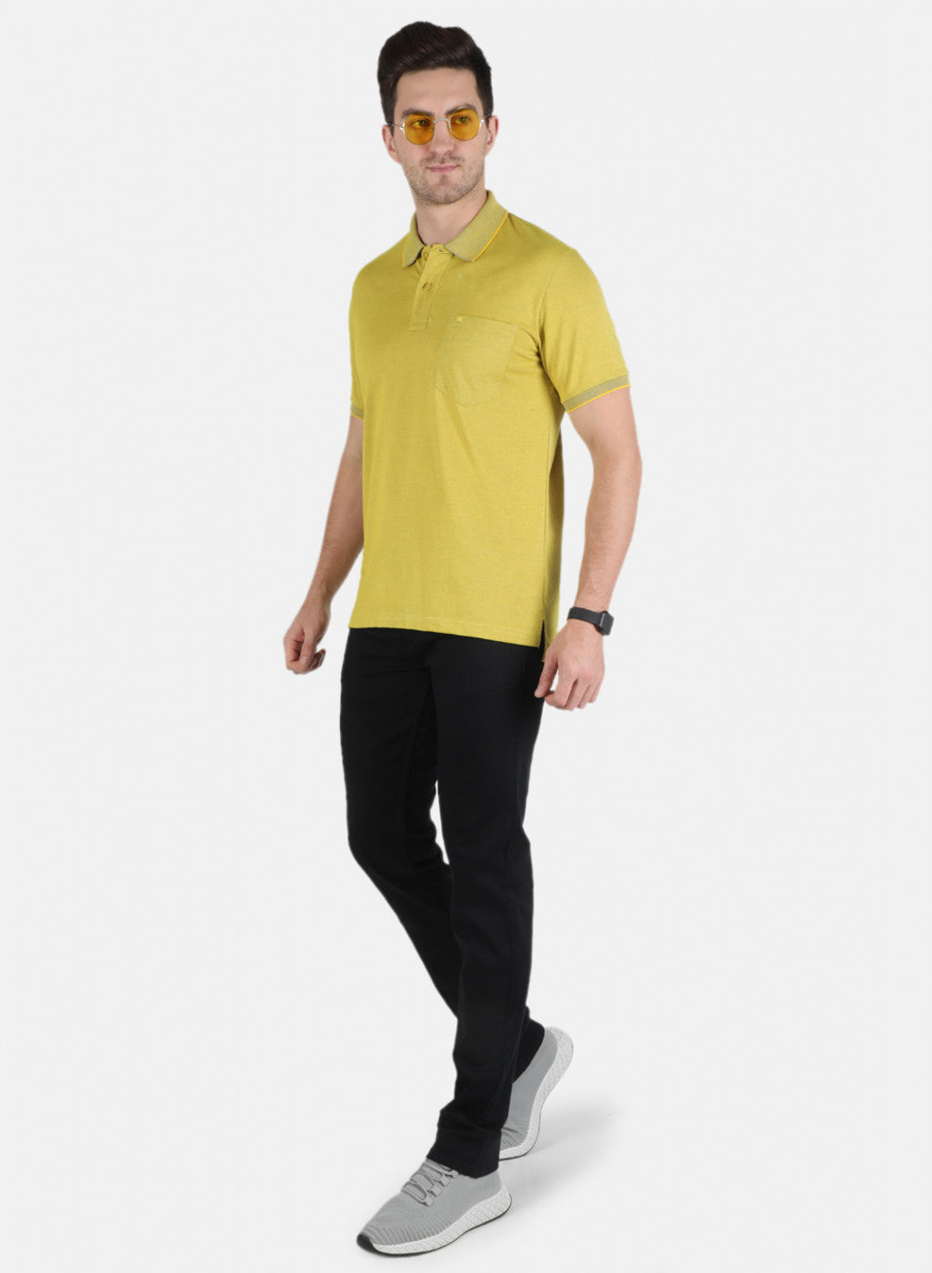 Men Yellow Plain T-Shirt