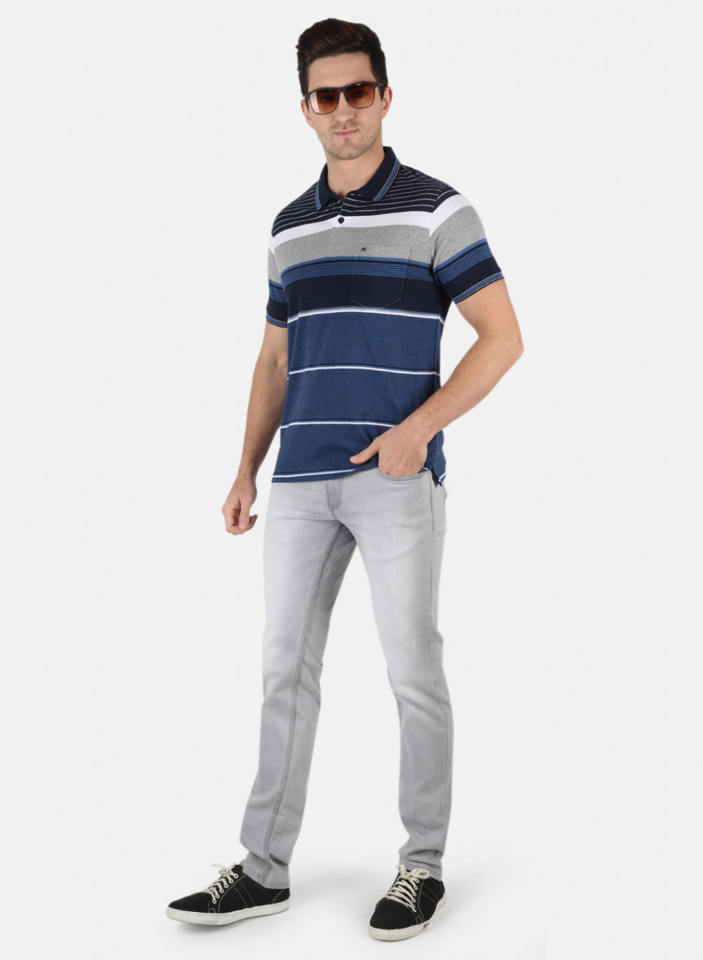 Men Blue Stripe T-Shirt