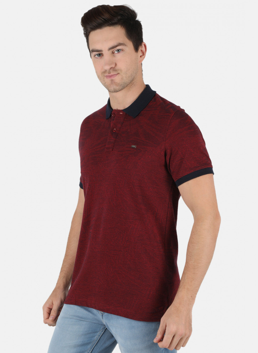 Men Maroon Stripe T-Shirt