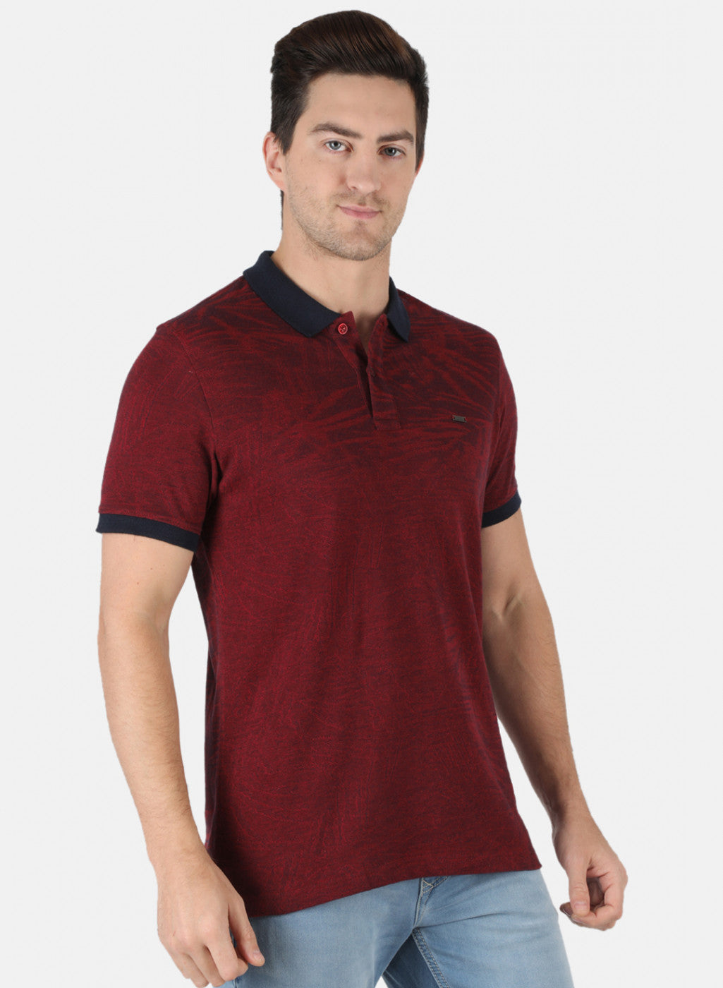 Men Maroon Stripe T-Shirt