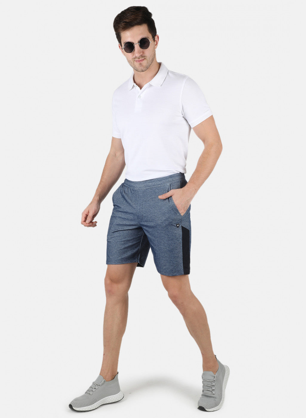 Men Blue Plain Bermuda