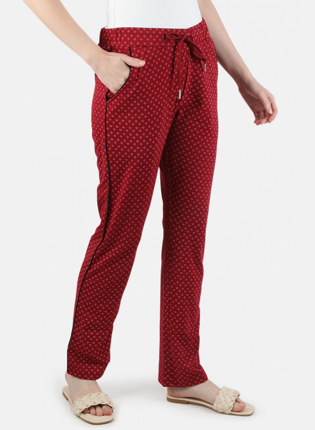 Women Maroon Regular Fit Lower