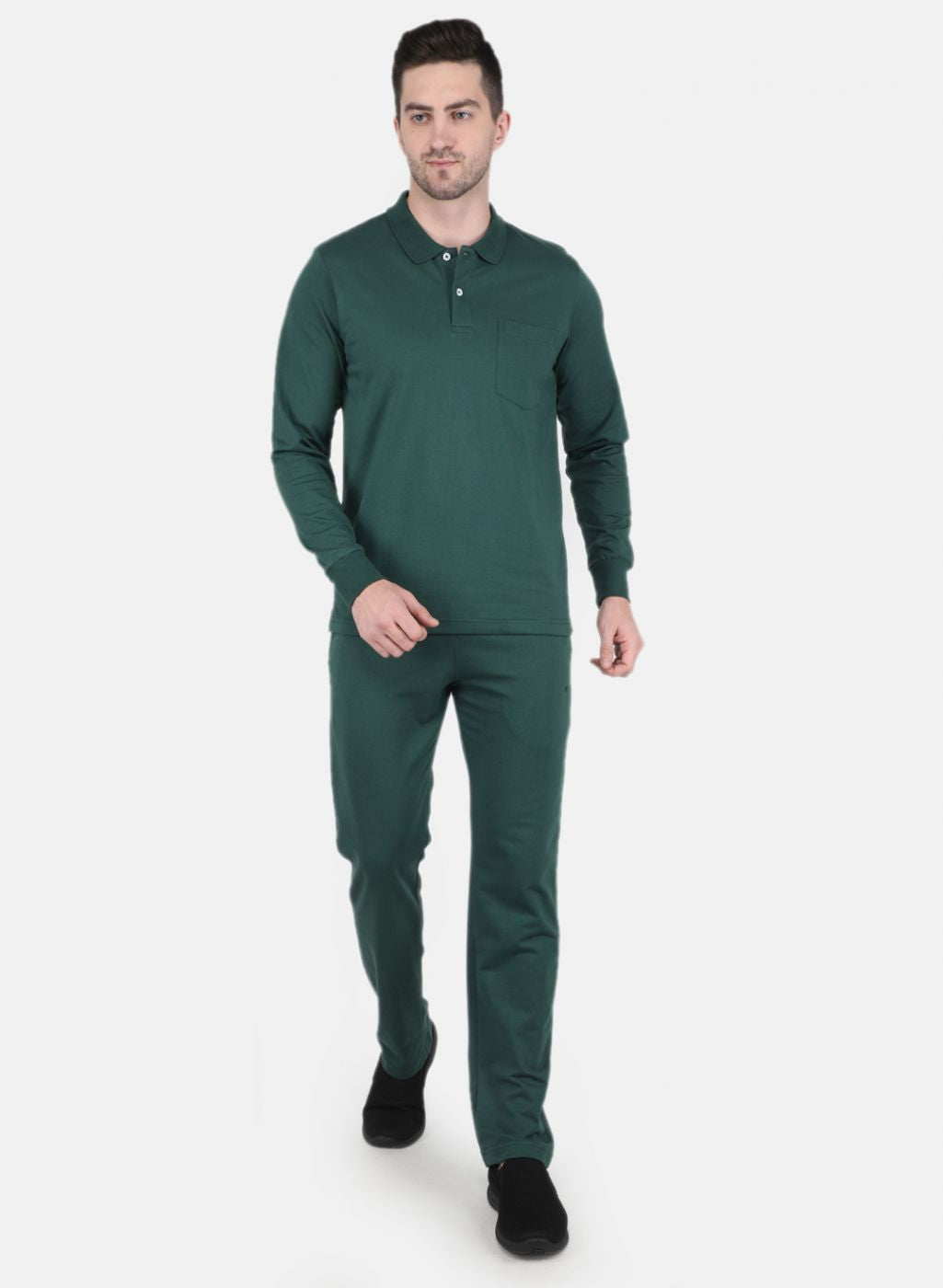 Men Green Solid Tracksuit