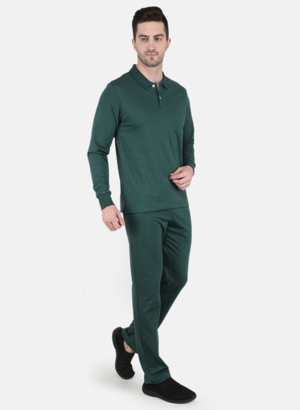 Men Green Solid Tracksuit