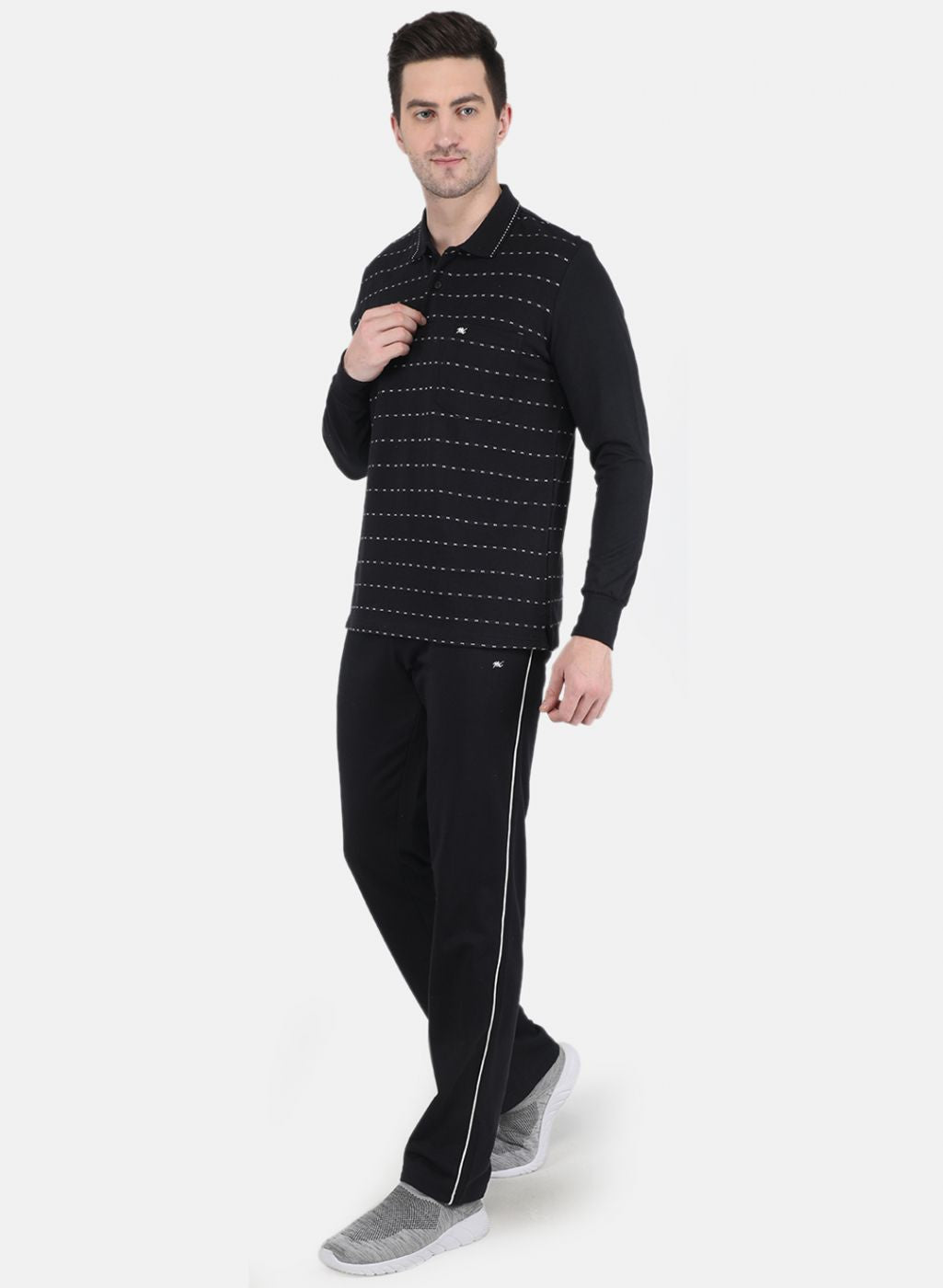 Men Black Jaquard Tracksuit