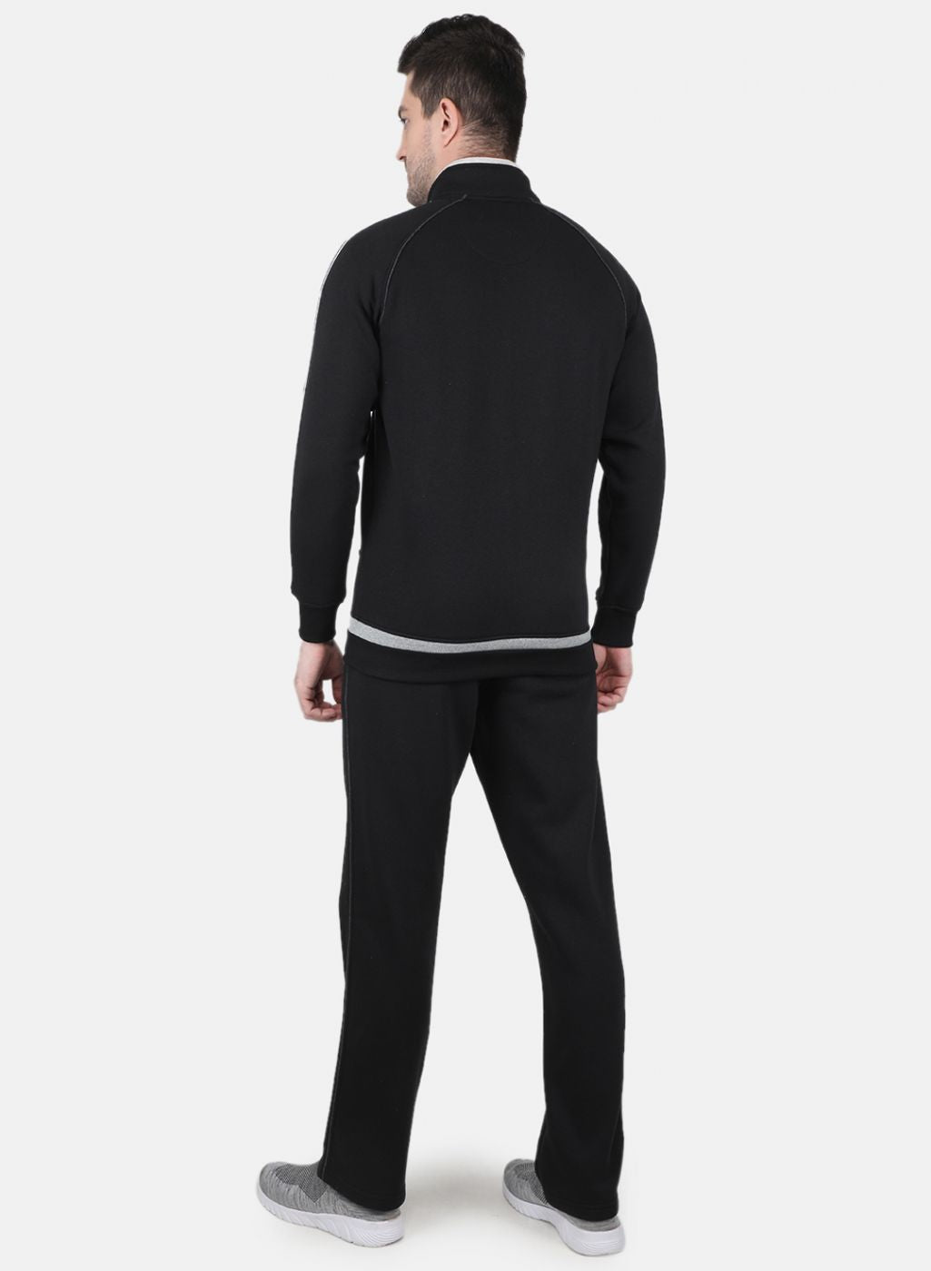 Men Black Solid Tracksuit