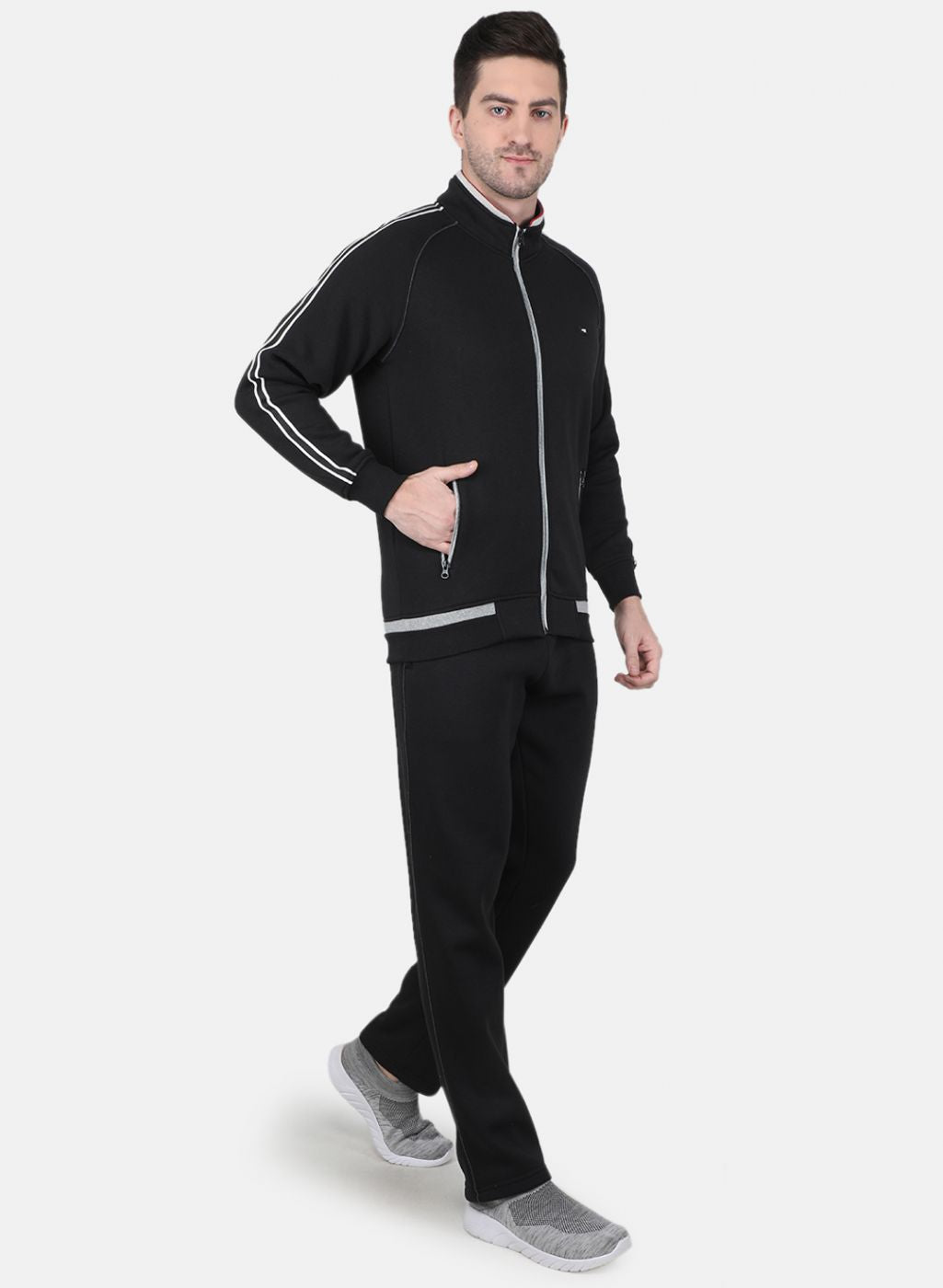 Men Black Solid Tracksuit