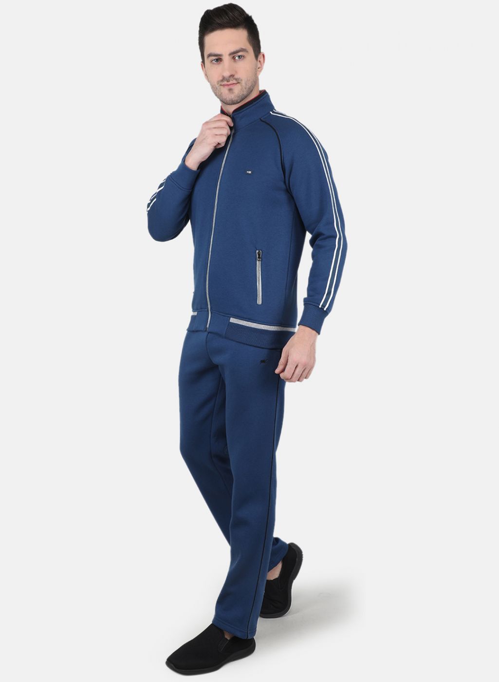 Men Blue Solid Tracksuit