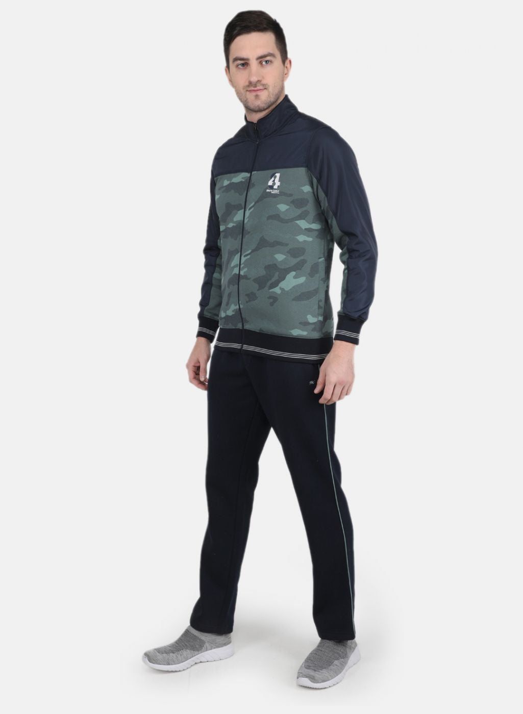 Men Green Solid Tracksuit