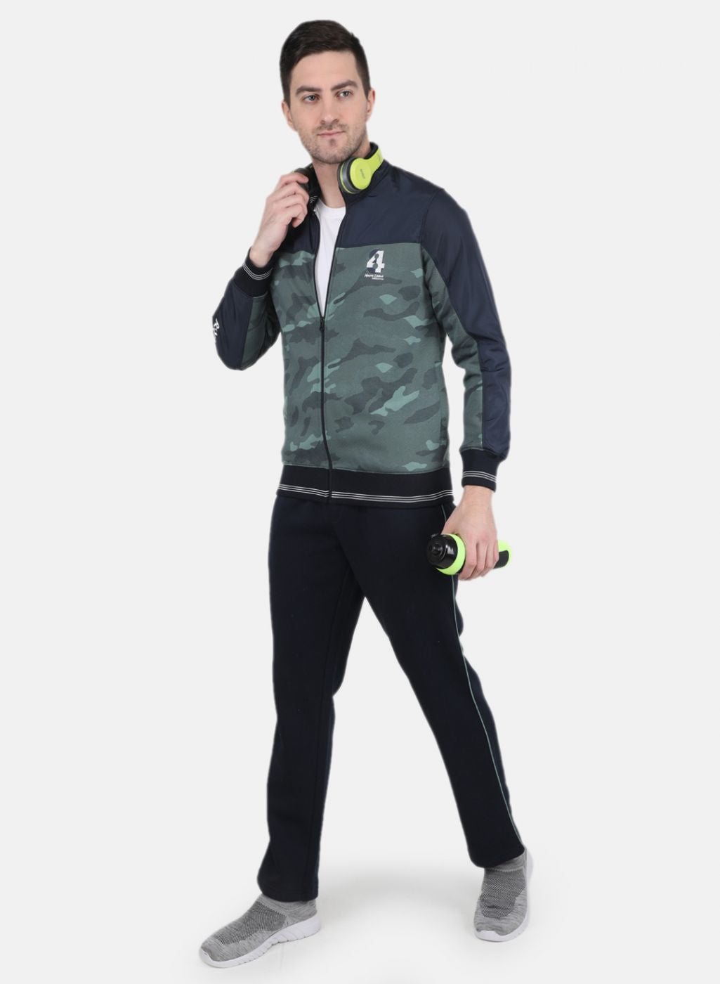 Men Green Solid Tracksuit