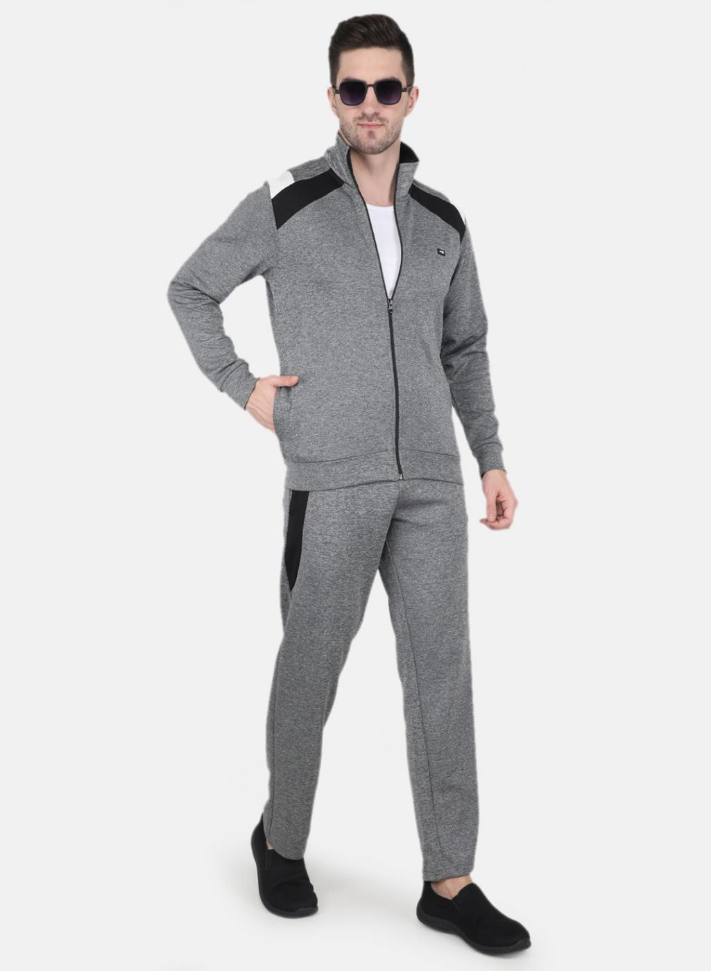 Men Grey Solid Tracksuit